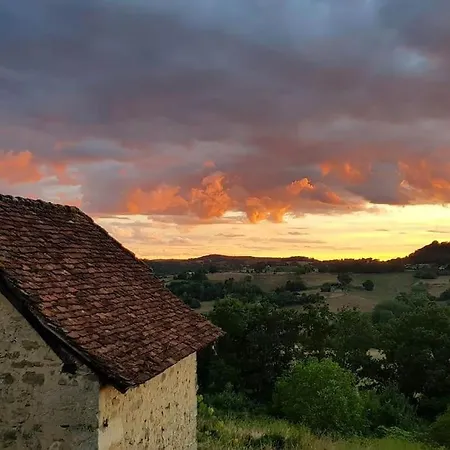 Le Repaire ゲストハウス Coubjours