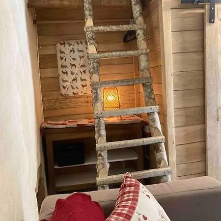 Le Repaire Гостевой дом