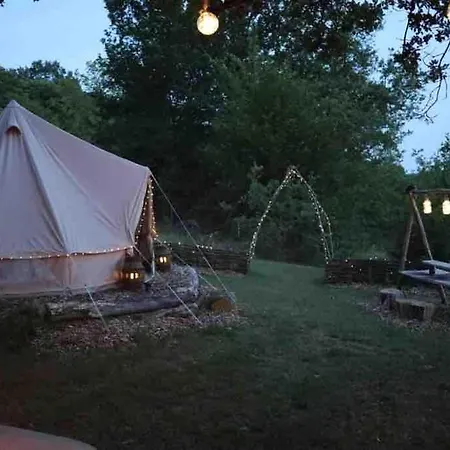Le Repaire Гостевой дом 4*