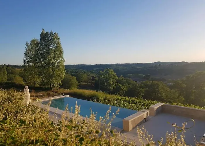 Le Repaire 4* Coubjours